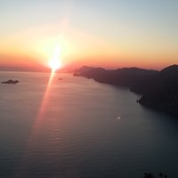 Gastronomic Hike on the Path of the Gods with Food Tasting
