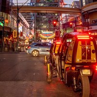 Private 1-Hour Downtown Las Vegas Highlights by Talking GoCar