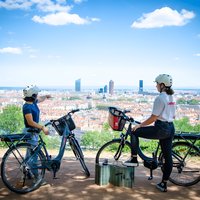 E-Bike Tour by ComhiC - 2 Hills of Lyon - 2h