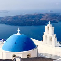 Private Highlights tour: Discover Santorini Like a Local