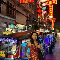 Bangkok : Sunset Food tour by Tuk Tuk boat with big Buddha view