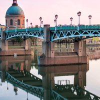 Toulouse Scavenger Hunt and Highlights Self Guided Audio Tour