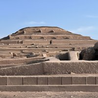 Tour Pyramids of Cahuachi and Textile Workshop