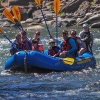 2-Hours Glenwood Springs Short and Mild Family Raft Trip