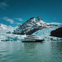 The Spirit Of The Glaciers: 1 Night Guided Cruise from Calafate