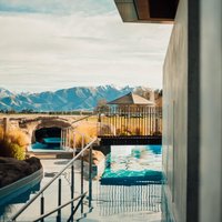 Methven Ōpuke Hot Pool & Scenic Canterbury Tour from Christchurch