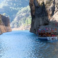 Green Canyon Boat Trip and Bus Safari Tour w/Lunch