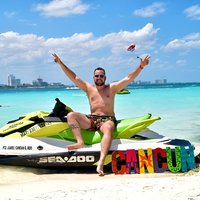Jet Ski Ride on the Cancun Coast 30 Minutes