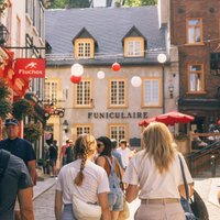 Shore Excursion: Private Walking Tour with Funicular