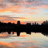 Private sunrise tour to Angkor Wat & other highlights with Professional Guide.