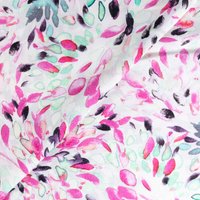 Promotion Tissus de rêve 29% de réduction sur létoffe viscose pétales roses
