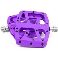 Tredz Limited E-Thirteen Base Flat MTB Pedals Composite | Extra 7% off for BC Members, Price match & 365 Day returns