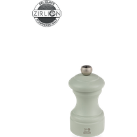 Sage green, a natural and highly contemporary shade, dresses the Bistro salt mill. Made in France, it delivers precise grinding thanks to the Zirlion mechanism. Bistro