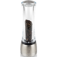 The Peugeot Daman pepper mill perfectly combines usefulness and beauty. This manual pepper mill, 21 cm tall, is fitted with a reservoir with a magnetic cover to make filling easier. Daman