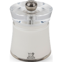 The white Bali salt mill is as beautiful as it is functional. With its subtly flared base, the mill offers exquisite ergonomics, bringing new life to the time-honoured action that enthusiasts have always enjoyed. Bali