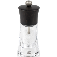 This Peugeot Oléron salt mill combines acrylic and chocolate-coloured wood. The salt crystals visible through its twisted transparent body will tickle your taste buds. Oléron