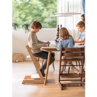 Stokke® Tripp Trapp® Treppenhochstuhl Eiche mit Gravur