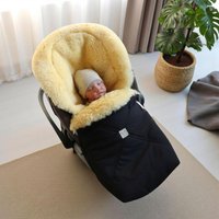 Kaiser Lammfellfußsack für Babyschalen EMMY schwarz