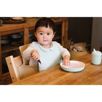 Stokke® Munch Lätzchen mit Auffangschale