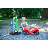 Big Bobby Car Service Station