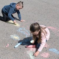 Playbox Straßenmalkreide im Eimer 20 Stk.