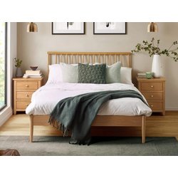 Julian Bowen Belton Light Oak Wooden Bed Frame - 5Ft King Size Julian Bowen Belton Light Oak Wooden Bed Frame - 5Ft King Size