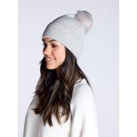 Pom pom hat OS
