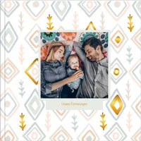 Layflat-Fotobuch 24x24 glänzend - Hardcover mit Goldprägung - Subtiles Boho mit Goldakzenten