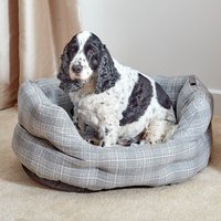 Grey Plaid L Oval Bed