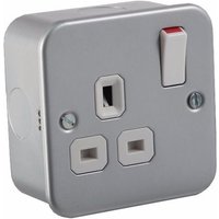 KnightsBridge 1G DP 13A Metal Clad 230V UK 3 Pin Switched Electric Wall Socket