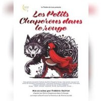 Les Petits Chaperons Dans Le Rouge