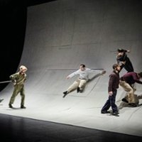 Immaqaa, Ici Peut-être - Mathurin Bolze - Théâtre du Rond-Point, Paris
