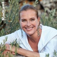 Le Professeur - Carole Bouquet