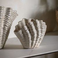 Choctaw Small Stoneware Seashell Vase In White