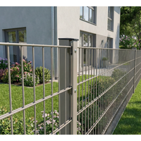 Doppelstabmattenzaun Komplettset 8/6/8 in RAL 7030, Steingrau 10,0 m mit Abdeckleiste Zum Einbetonieren 3 Eckpfosten 1,0 m Doppelstabmattenzaun Komplettset 8/6/8 in RAL 7030, Steingrau 10,0 m mit Abdeckleiste Zum Einbetonieren 3 Eckpfosten 1,0 m