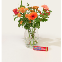 Brievenbusbloemen met Tony Chocolonely Karamel Zeezout Chocoladereep | Tony's Chocolonely Cadeau Bloemen en planten |