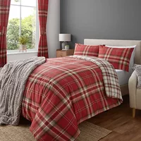 Catherine Lansfield Kelso Duvet Set Red