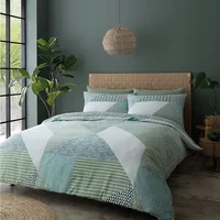 Catherine Lansfield Larsson Geo Duvet Set Green