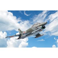 Italeri 1/48 Scale G.91 R1/R3 Gina Model Kit