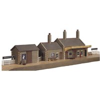 Peco Country Station Building Kit OO Gauge