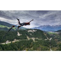 192 Meter Bungy-Sprung von der Europabrücke 192 Meter Bungy-Sprung von der Europabrücke