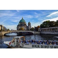 Schiffsrundfahrt in Berlin (1 Stunde) Schiffsrundfahrt in Berlin (1 Stunde)