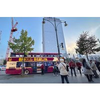 Abendliche Stadtrundfahrt Berlin (75 Minuten) Abendliche Stadtrundfahrt Berlin (75 Minuten)