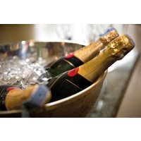 Champagner Seminar – Lassen Sie die Korken knallen! Champagner Seminar – Lassen Sie die Korken knallen!