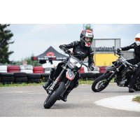 Supermoto Rennstrecken-Training Kirchheim unter Teck Supermoto Rennstrecken-Training Kirchheim unter Teck