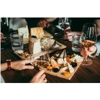 Wein & Käse Seminar – Wein und Käse: Zwei, die sich mögen Wein & Käse Seminar – Wein und Käse: Zwei, die sich mögen