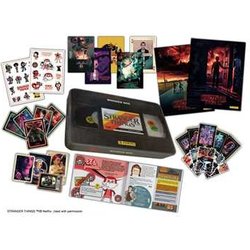 Stranger Things. Wonder Box. Con Carte. Con Poster. Con Adesivi Stranger Things. Wonder Box. Con Carte. Con Poster. Con Adesivi