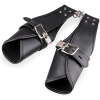 menottes-de-suspension-en-similicuir