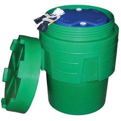 Salvafusto Capacità : 250 L H Tota:1010,