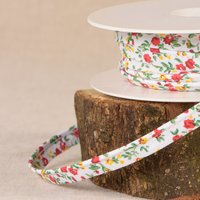 Passepoil fleurettes rouge 10mm - Mondial Tissus